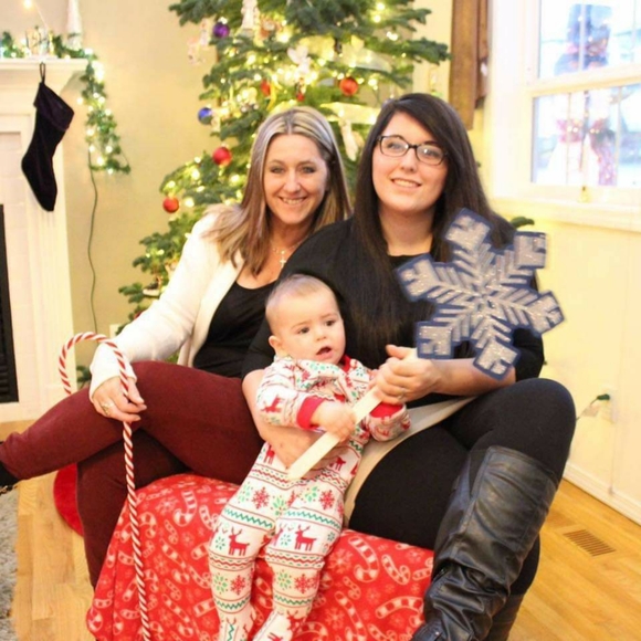 Meet your Posher, Stephanie - Picture 4 of 5